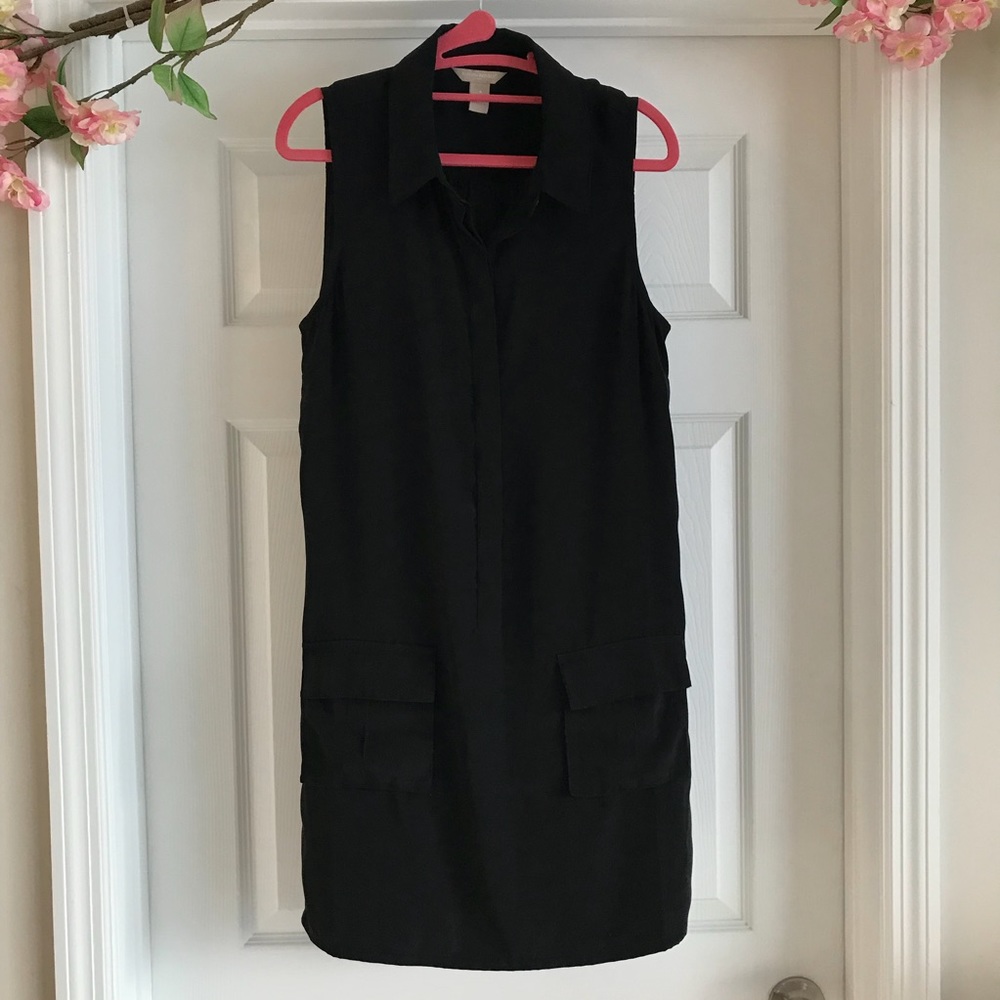 Banana Republic Sleeveless shift dress